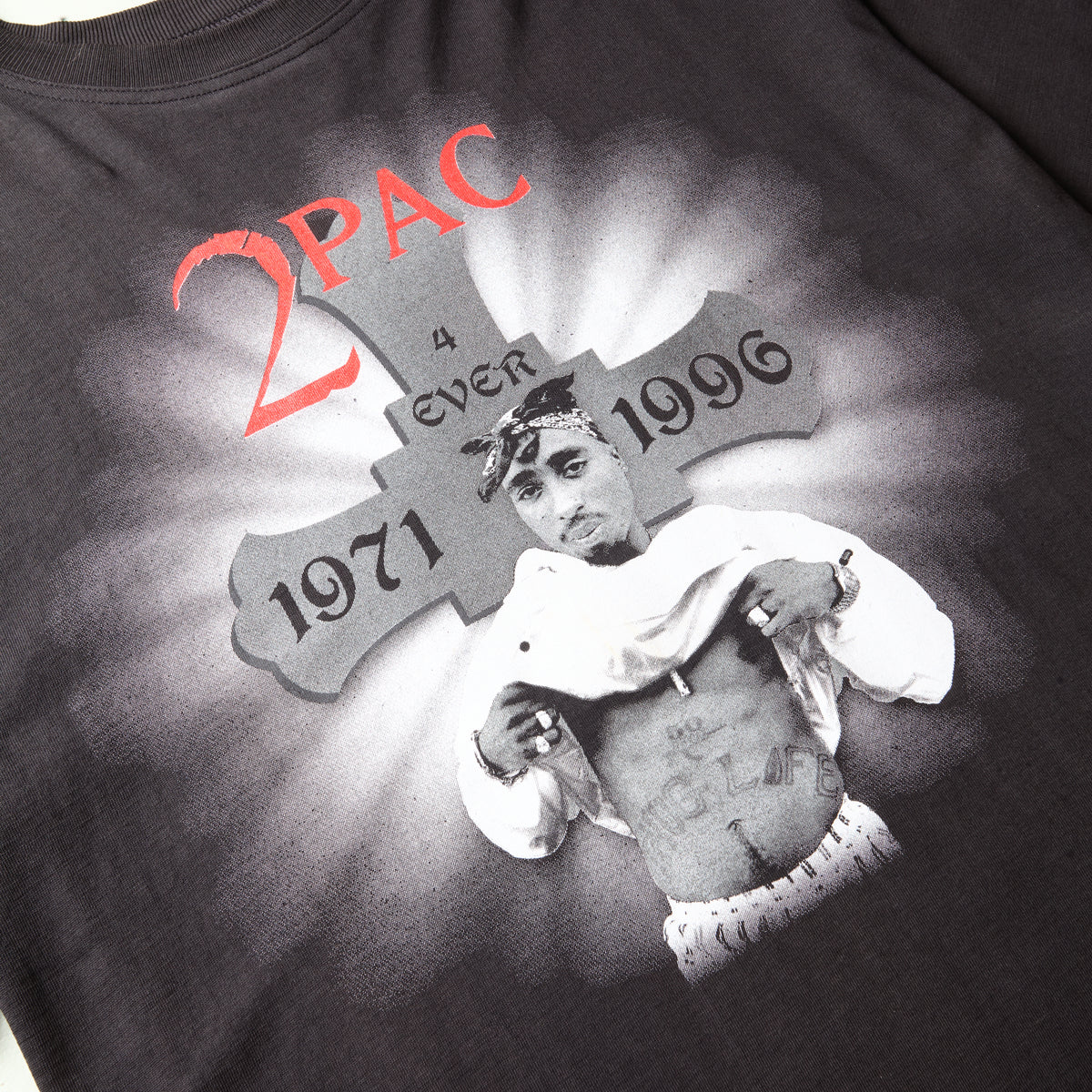 VINTAGE 90s 2PAC MEMORIAL TEE MADE IN AUS
